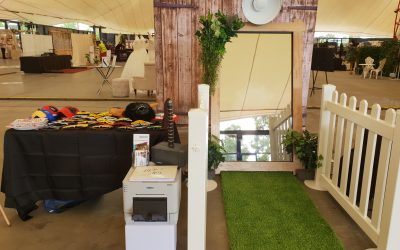 Photobooth Melbourne – Presenting Our Rustic Style Mirror Photo Booth